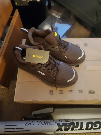 Mens work boots, View more