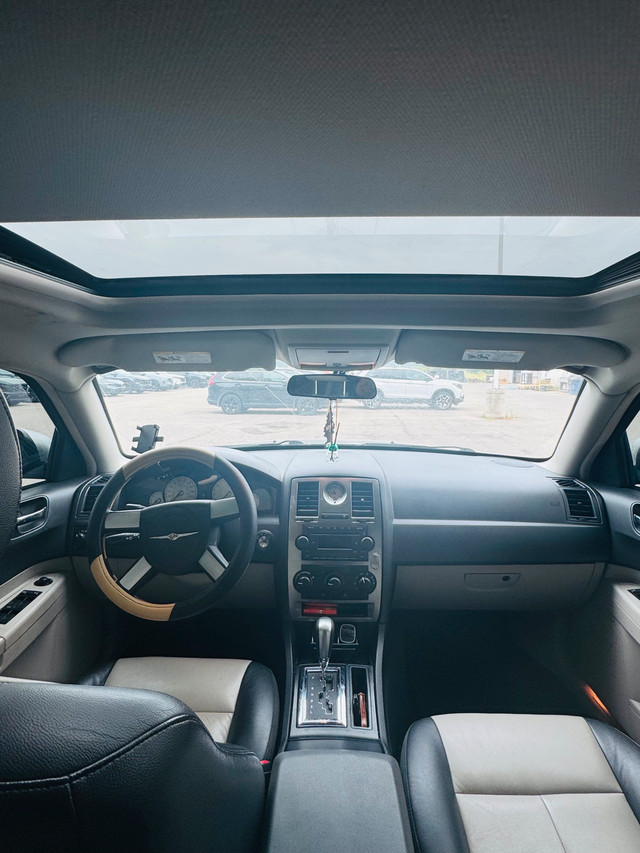 CHRYSLER 300 TOURING (trade, Safetied) in Cars & Trucks in Mississauga / Peel Region - Image 2