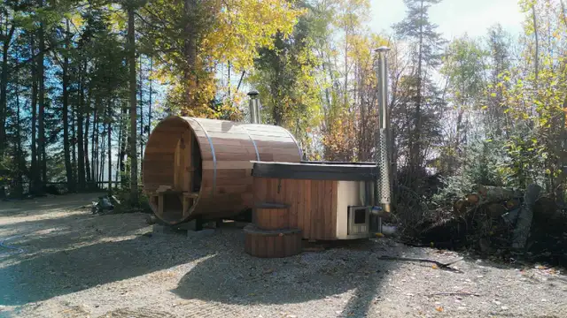 Dome and Spa on the Lake in Manitoba in Canada - Image 4