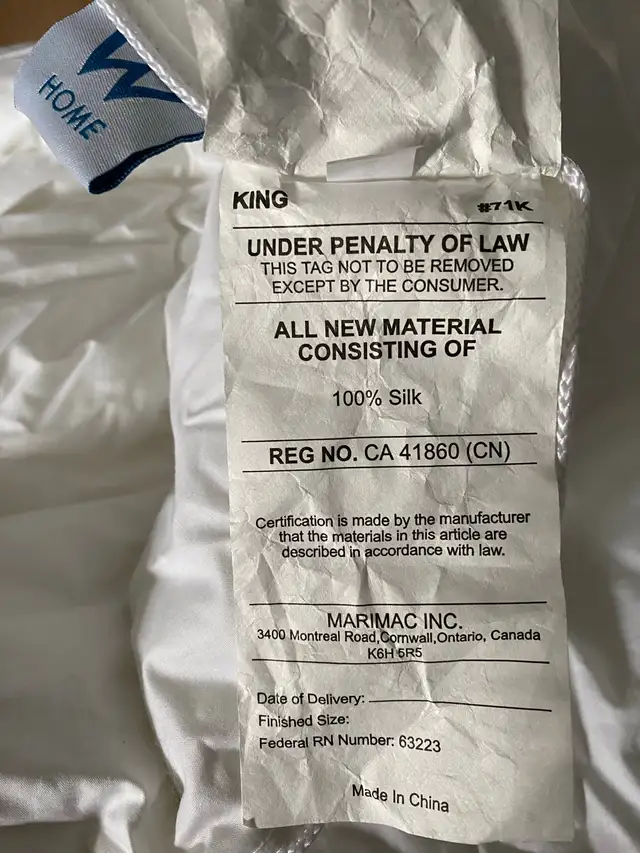 New Pure Silk King Duvet - 102 x 90 inch, 42 oz. in Bedding in Ottawa - Image 4