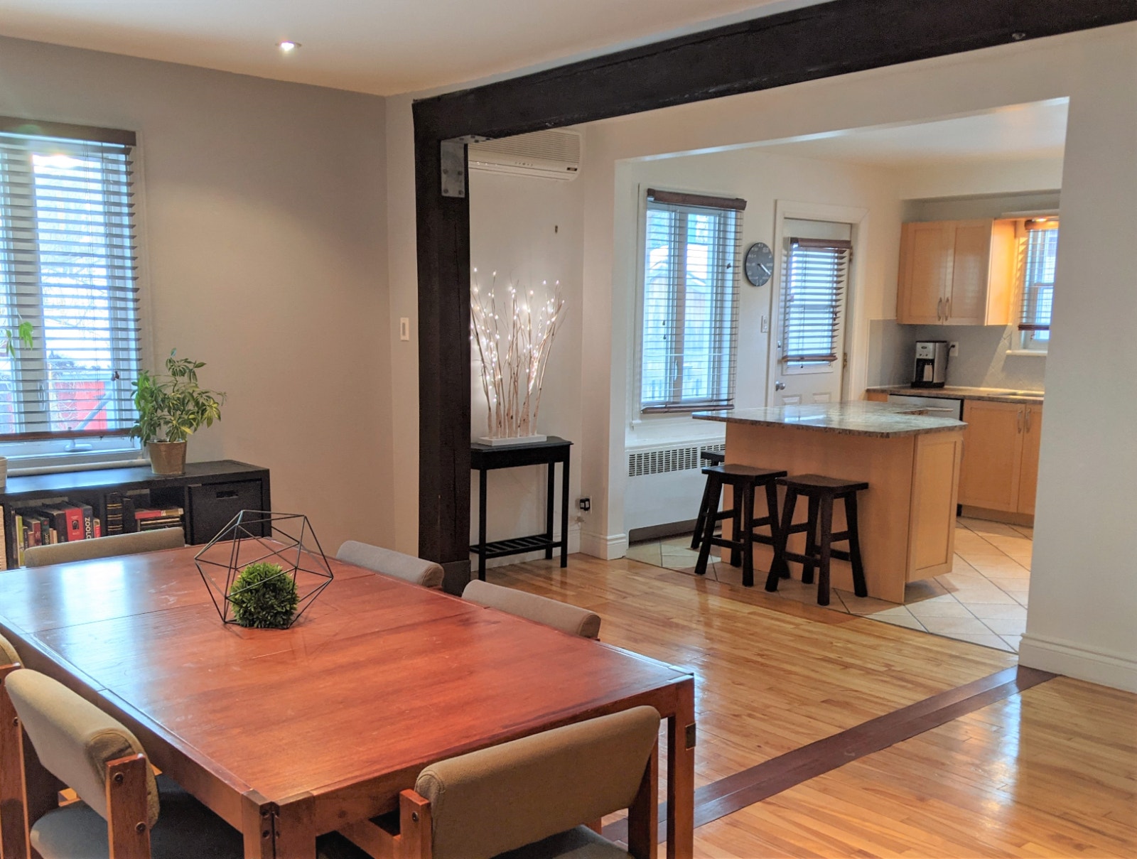 Superbe Grand 3 ½ à Aires Ouvertes - Limoilou - 1 chien accepté! — photo 2