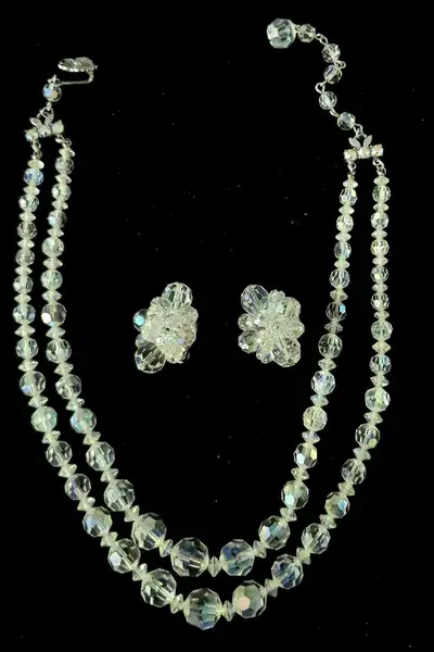 This Sherman crystal double strand necklace and earrings set is the perfect vintage jewellery set to...