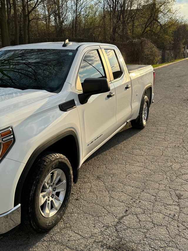 2020 GMC sierra  in Cars & Trucks in City of Toronto - Image 3