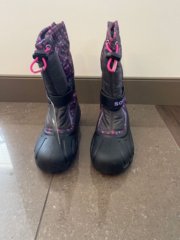 Youth Girls Sorel Winter Boots Size 3 Brand new in Kids & Youth in Medicine Hat - Image 2