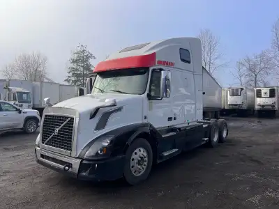 2016 Volvo VNL Sleeper Truck Tractor Kilometres: 1,713,786 KM Engine: D13 Volvo Engine Transmission:...