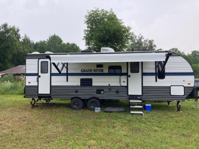 2022 Grand River 29BHS Trailer in Travel Trailers & Campers in Pembroke