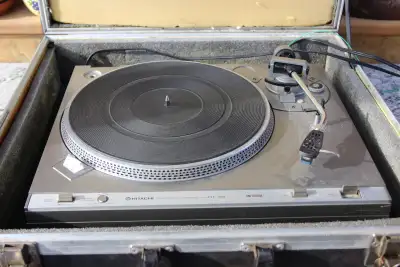 VINTAGE HITACHI HT-354 Direct Drive Turntable, View more