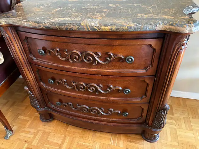 Credenza with marble top in Other in City of Toronto - Image 2