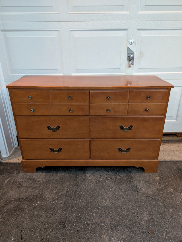 Vintage Long Wooden Dresser in Dressers & Wardrobes in Oakville / Halton Region
