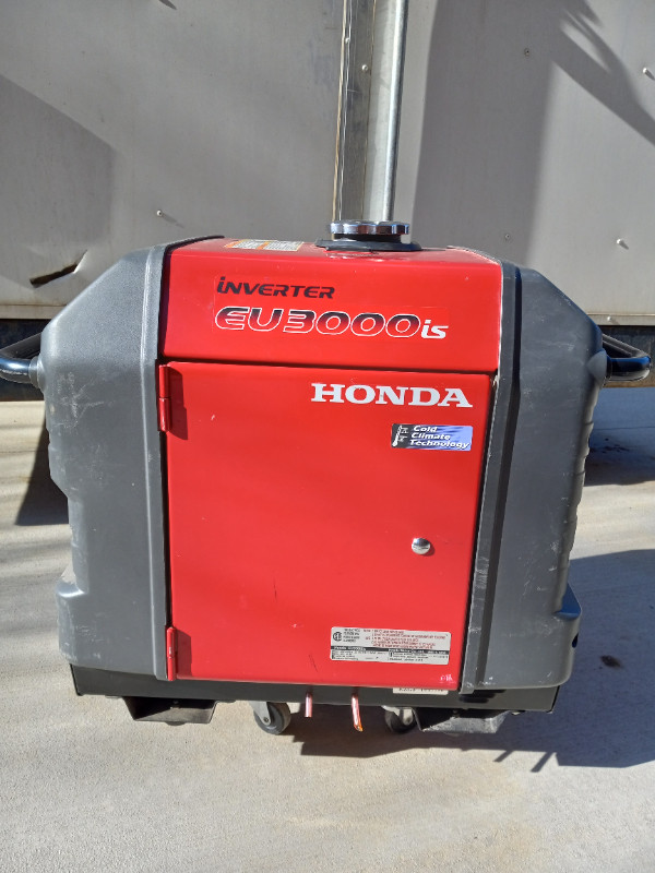 Honda 3000 Generator in Other in Edmonton