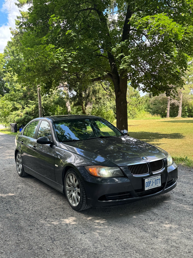 BMW 330I 2006 in Cars & Trucks in Ottawa - Image 2