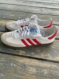 Adidas unisex samba OG white/red shoes - size 11