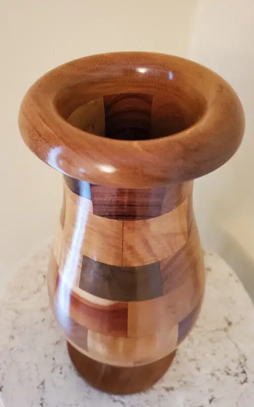 VINTAGE INLAID WOOD VASE in Arts & Collectibles in City of Toronto - Image 5