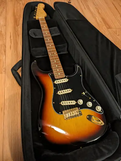 Extremely rare here. Custom 1-off strat imported from Momose Japan in 3-tone sunburst with cream col...
