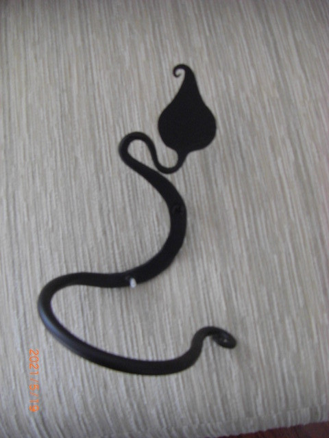 BATH VANITY TOWEL RACK/RING - WROUGHT IRON CUSTOM MADE in Home Décor & Accents in Windsor Region