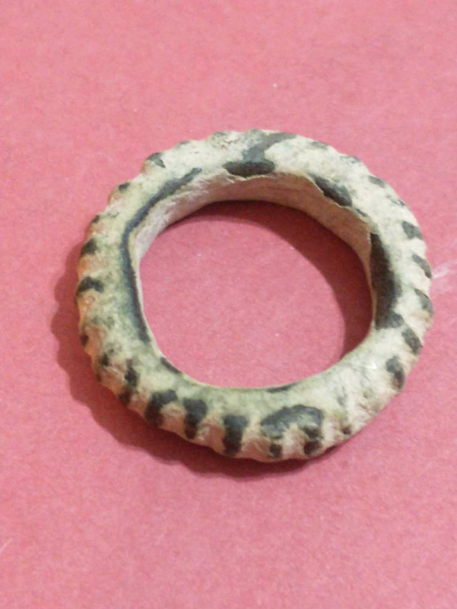 Stunning 800-50 BC Celtic money ring in Arts & Collectibles in City of Toronto - Image 3