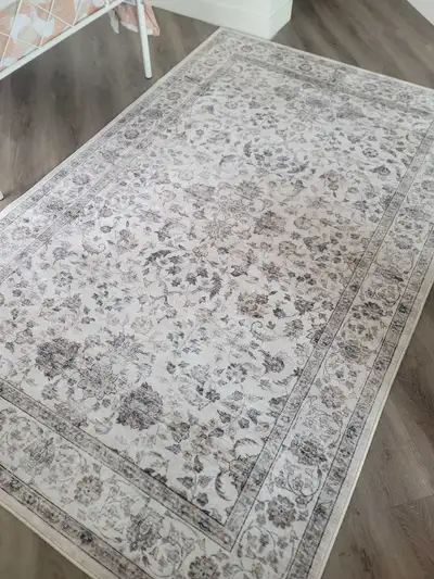 $120 OBO Like New (owned for only 6 months) Seriously the softest and most plush rug on earth! Ultra...