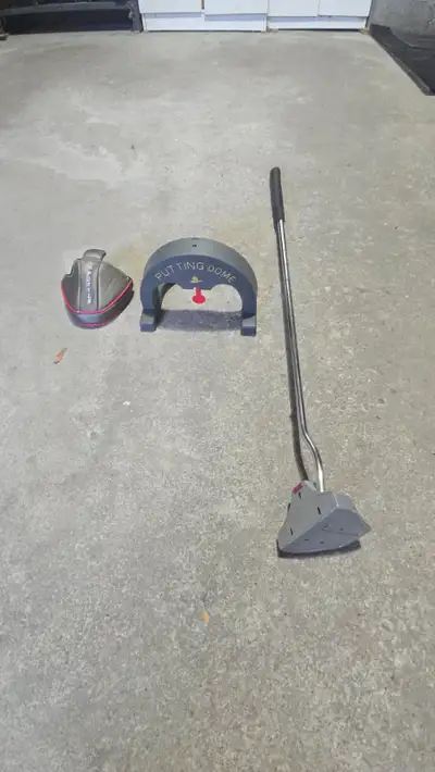 Practice laser putter for indoor/outdoor use Excellent condition