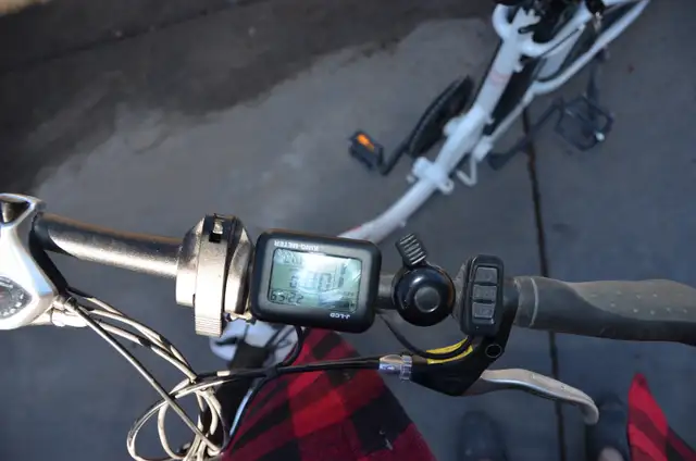 Electric Bicycle: DJ folding step thru, 500 Watt, like new in eBike in Strathcona County - Image 5