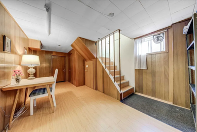 Finch/Bathurst TTC Basement Room Male May 1 **Best TTC Location: Only 2 minutes' walk to Finch & Bat...