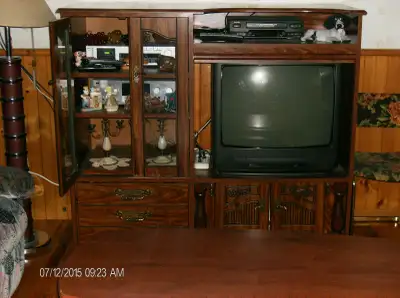 Meuble multimédia (à donner), View more