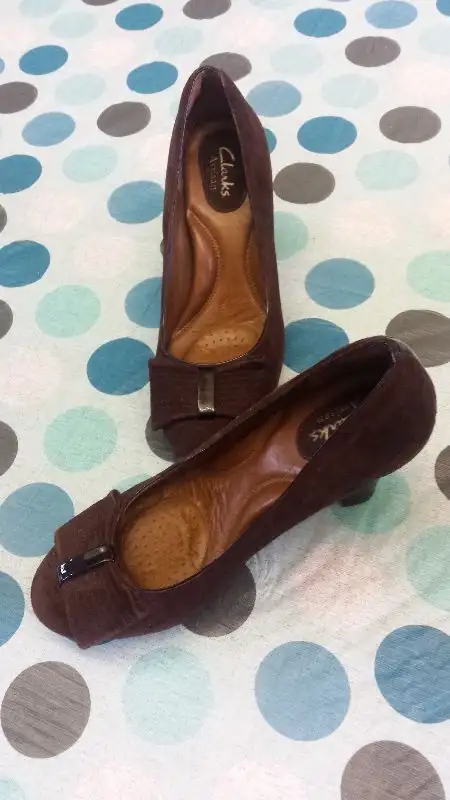 Chaussure pour femme CLARKS in Women's - Shoes in Québec City - Image 2