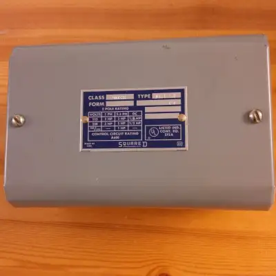 Mechanical alternator    Square D Type AG1- S4  Class 9038  Bran, View more