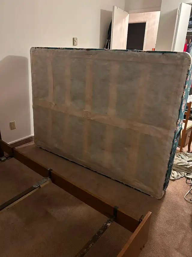 Double mattress and box spring63005668572931123