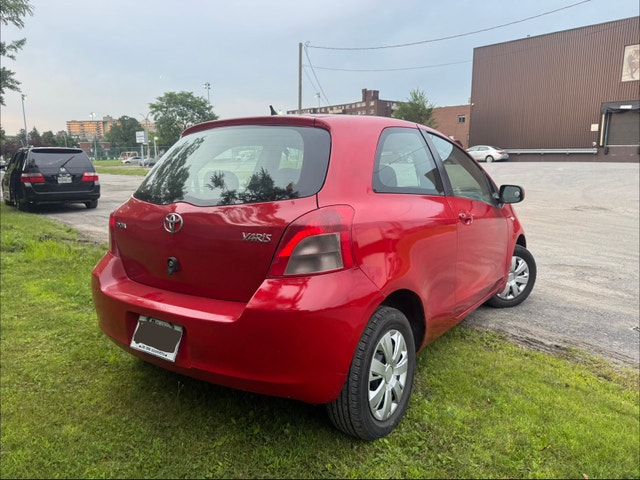 Toyota Yaris 2006 — photo 3