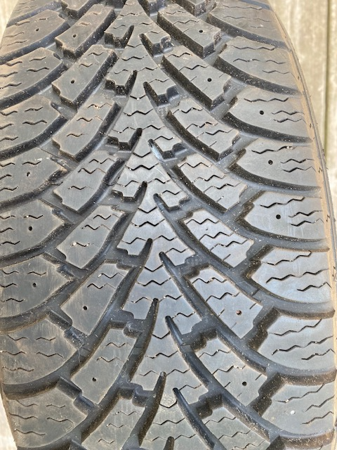 Goodyear Nordic Winter Tire – 205/55R16 – $30 in Tires & Rims in Ottawa - Image 4