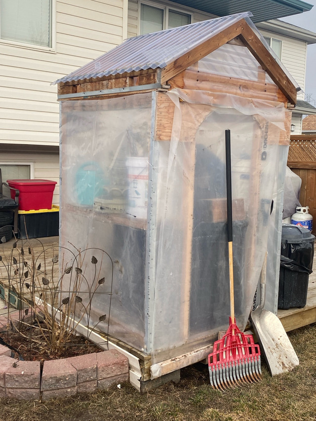 Small custom greenhouse in Plants, Fertilizer & Soil in Edmonton