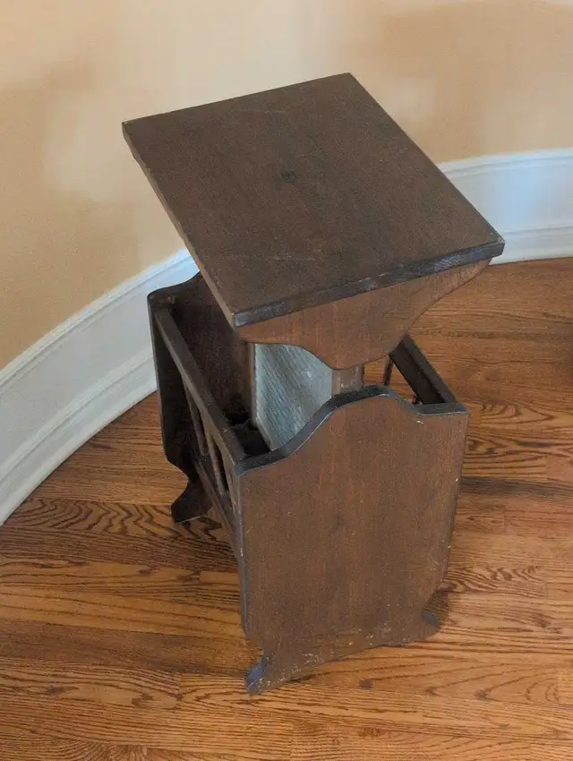 Wooden Magazine Rack Side Table in Other Tables in Ottawa - Image 3