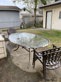 PENDING - Patio table and 4 chairs