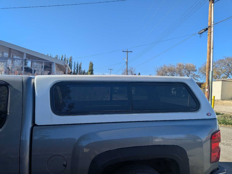 6.5' Raider truck canopy | Other Parts & Accessories | Edmonton | Free ...