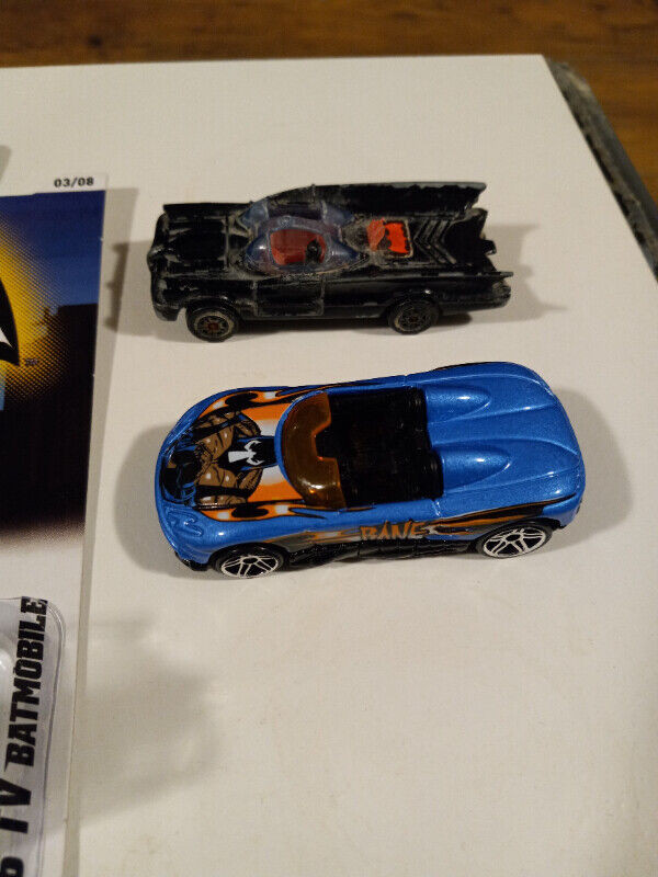 Hot Wheels Batman Batmobile 66 Walmart HTF Corgi Lot of 3 in Toys & Games in Trenton - Image 3