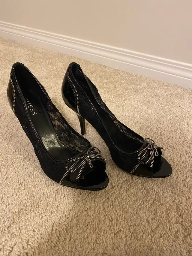 Guess Lacy Black Heels - Ladies size 10 in Women's - Shoes in Calgary - Image 3