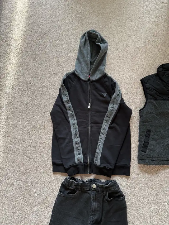 Selling stylish clothes (black jean, jacket, vest) 12-14T in Kids & Youth in St. Albert - Image 5