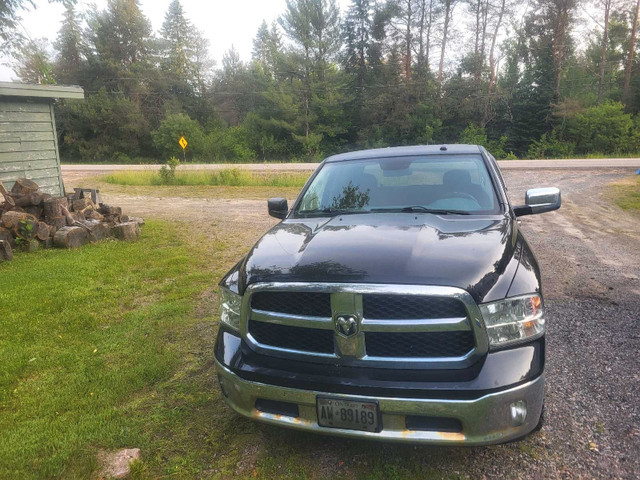 2014 ram 1500 st  in Cars & Trucks in Muskoka - Image 4