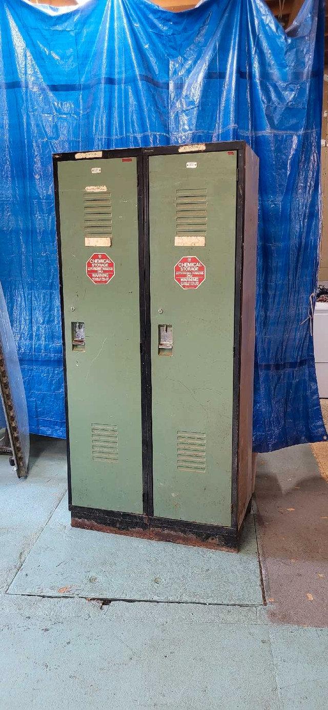 Industrial Double Locker in Other Business & Industrial in Trenton - Image 2