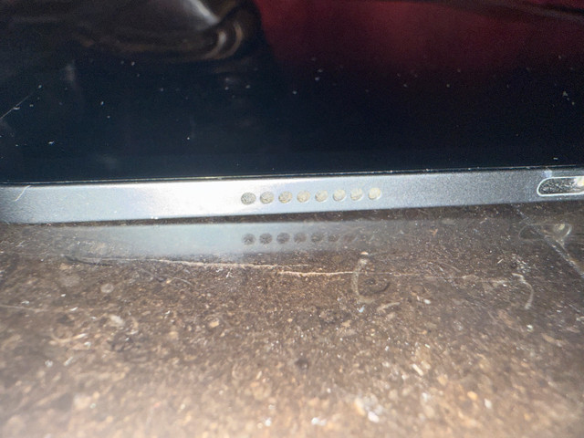 iPad Pro  11 pouce 3e génération 128 go à vendre + Apple Pencil dans iPad et tablettes  à Longueuil/Rive Sud - Image 3