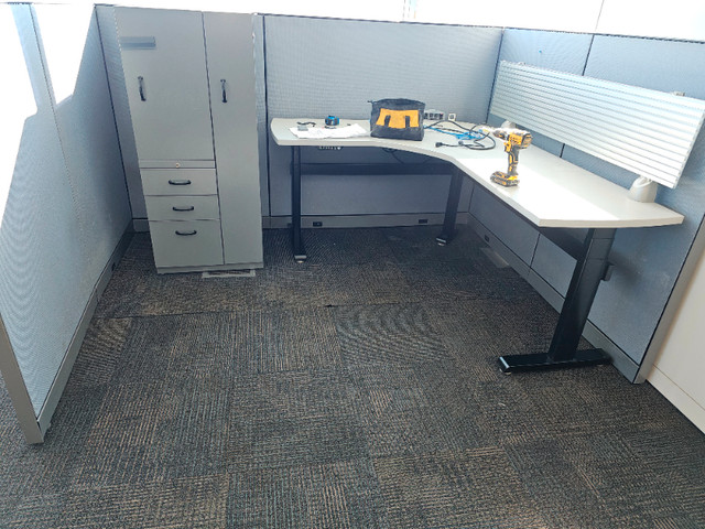 Powered adjustable desks in Desks in Bedford - Image 4