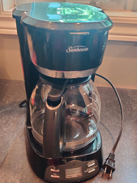 Sunbeam 12 Cup Coffee Maker - Programmable wake up to fresh brew