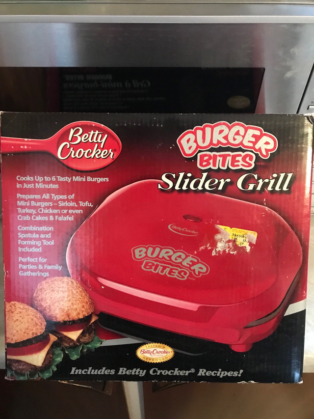 Slider grill Betty Crocker in Microwaves & Cookers in Brockville
