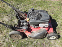 Snapper self propelled lawn mower