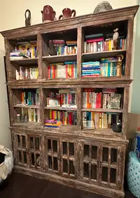 MOVING SALE - BOOKSHELF