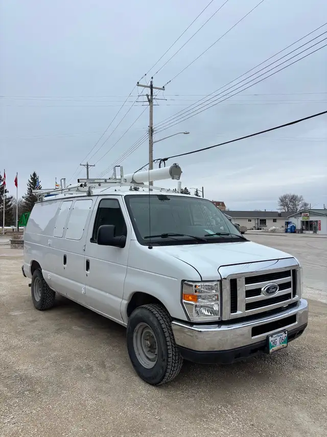 2012 E-250 Work Van429746812051138561