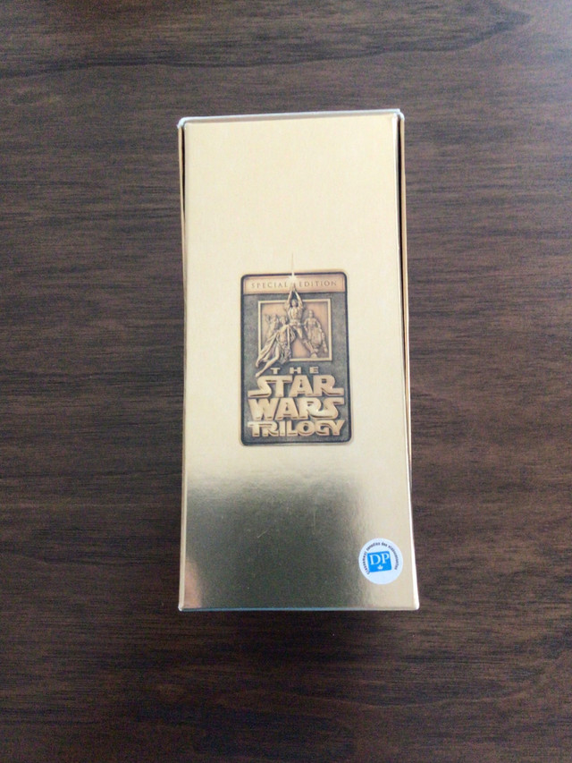 Lot de 3 VHS Star Wars Special edition  dans CD, DVD et Blu-ray  à Laval/Rive Nord - Image 2