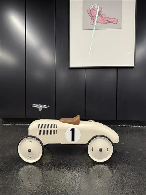 Vilac Retro Toy Push Car in Toys & Games in Downtown-West End - Image 3