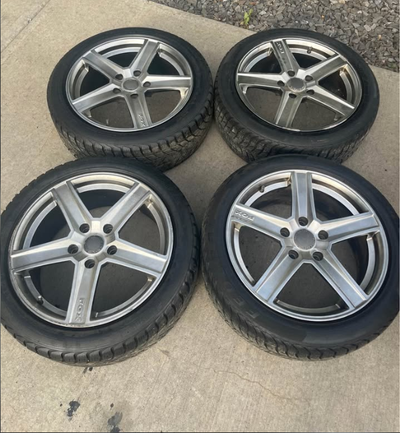 Rims are in great shape with fantastic design. 5x120 bolt pattern with 72mm centre bore. 2 tires are...