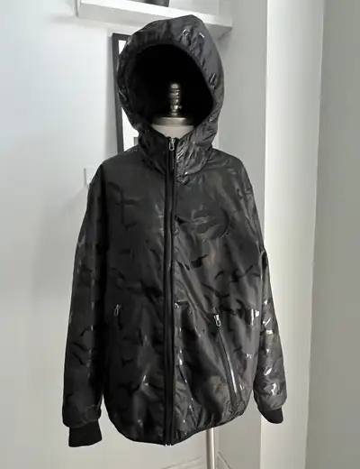 NEW Toronto Raptors Camo puffer jacket, View more
